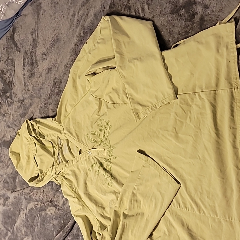 Columbia top Light weight very cute